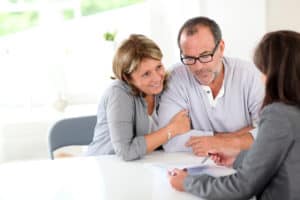 Vancouver Wills & Estate Planning with between a lawyer and married couple